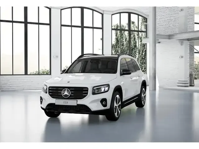 Mercedes-Benz GLB 220