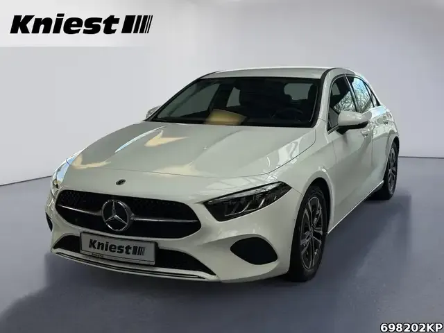 Mercedes-Benz A 220