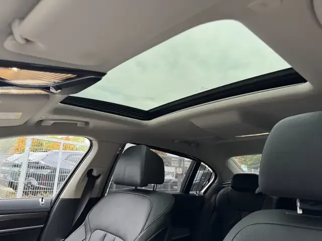 BMW 745