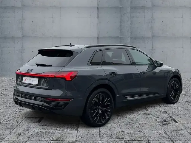 Audi Q8 e-tron