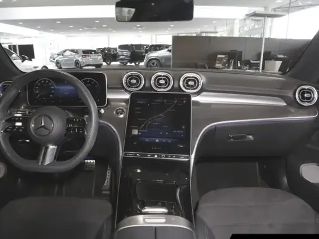 Mercedes-Benz CLE 200