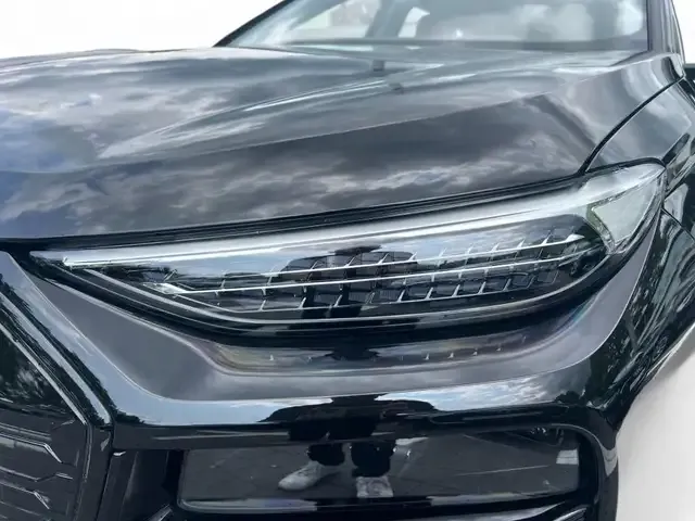 Audi Q6