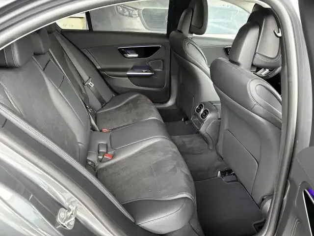 Mercedes-Benz C 180
