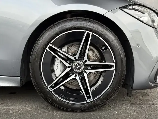 Mercedes-Benz C 180
