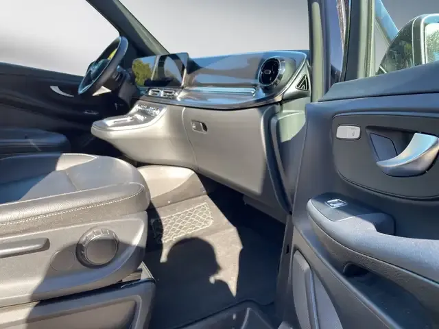 Mercedes-Benz EQV 300