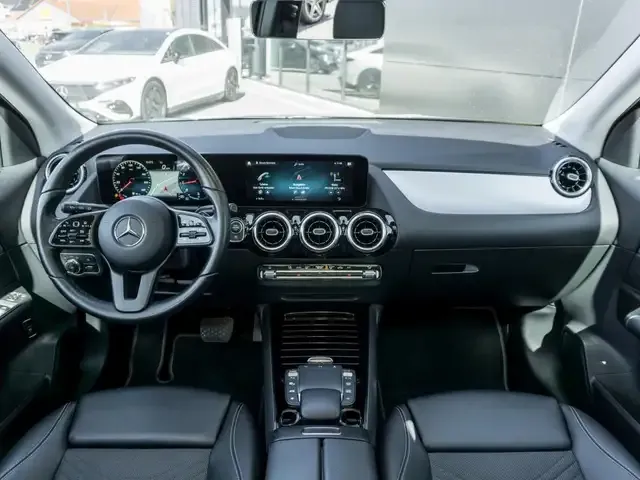 Mercedes-Benz GLA 180