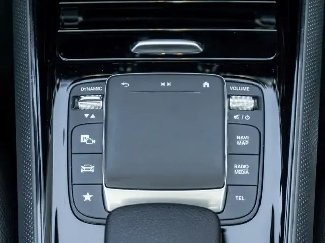 Mercedes-Benz GLA 180