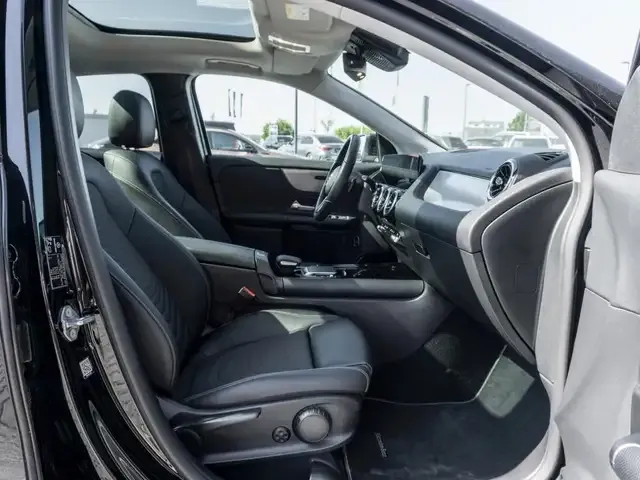 Mercedes-Benz GLA 180