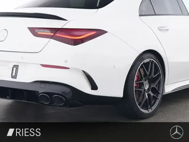 Mercedes-Benz CLA 45 AMG