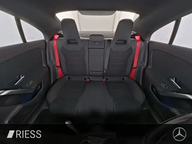 Mercedes-Benz CLA 45 AMG