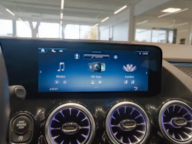 Mercedes-Benz GLA 200