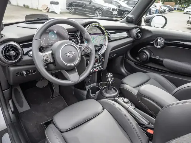 MINI Cooper Cabrio