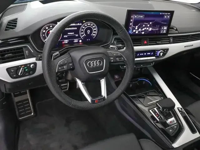 Audi RS4
