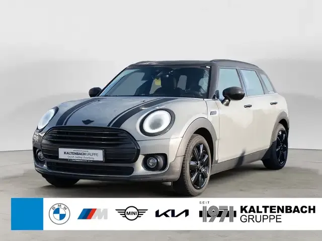 MINI Cooper Clubman