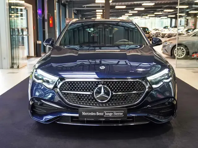 Mercedes-Benz E 220