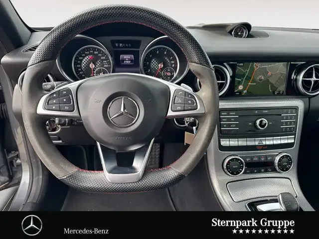 Mercedes-Benz SLC 300