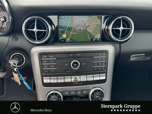 Mercedes-Benz SLC 300