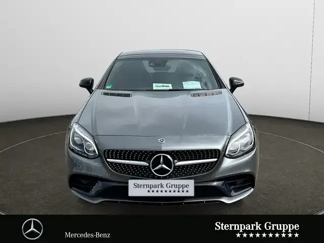 Mercedes-Benz SLC 300