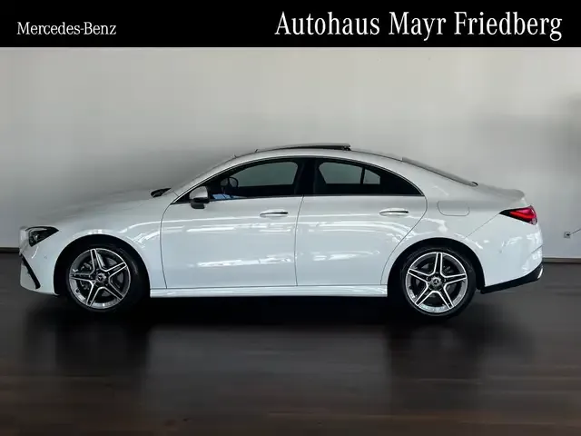 Mercedes-Benz CLA 200