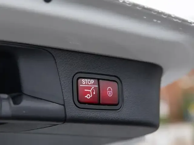 Mercedes-Benz EQB 300