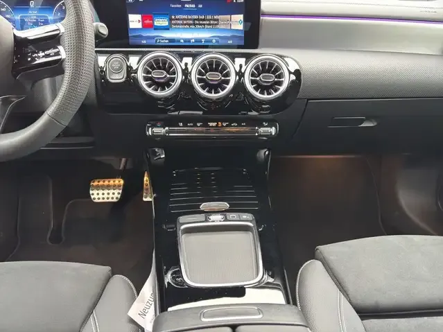 Mercedes-Benz CLA 180