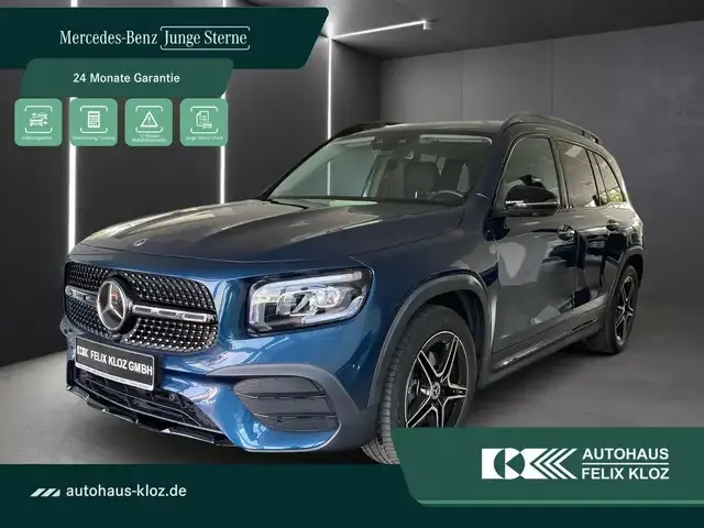 Mercedes-Benz GLB 220