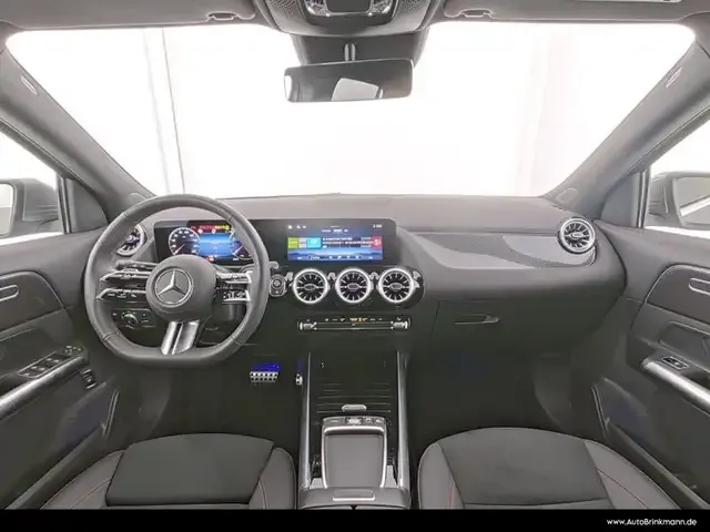 Mercedes-Benz GLA 180