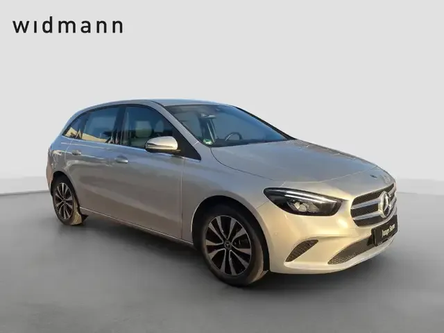 Mercedes-Benz B 250