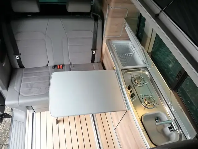 Volkswagen T6.1 California
