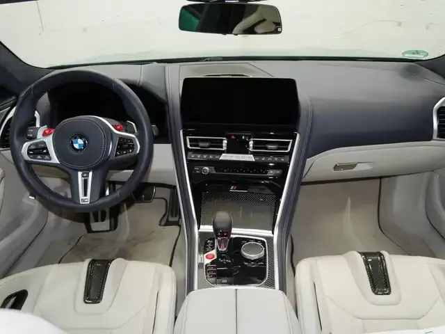 BMW M8