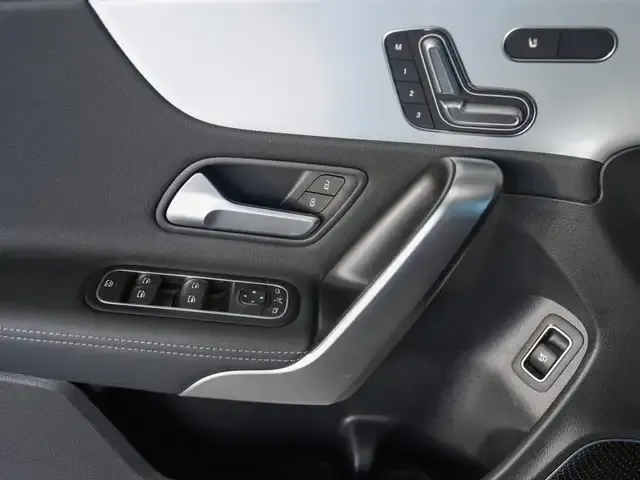 Mercedes-Benz CLA 35 AMG