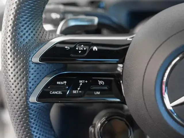 Mercedes-Benz CLA 35 AMG