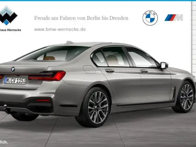 BMW 730