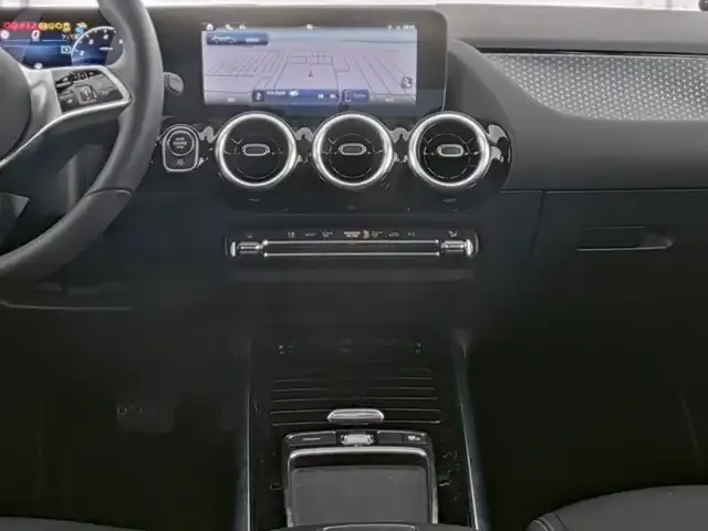 Mercedes-Benz GLA 180