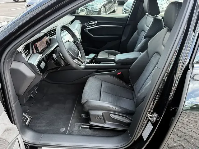 Audi Q8 e-tron