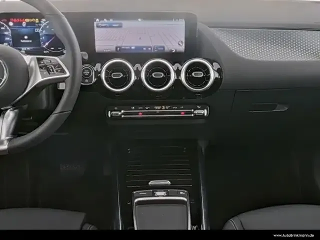Mercedes-Benz GLA 180