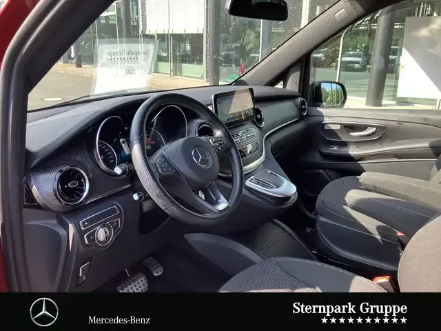 Mercedes-Benz V 250