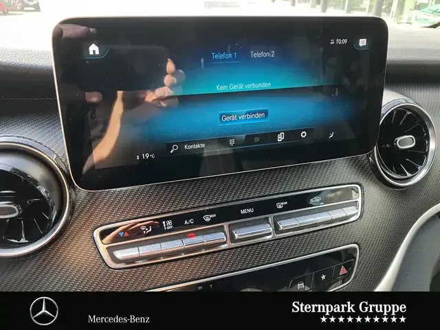 Mercedes-Benz V 250