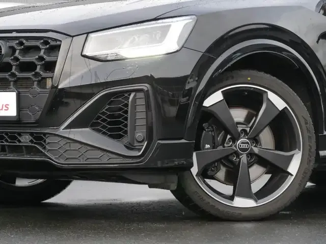 Audi SQ2