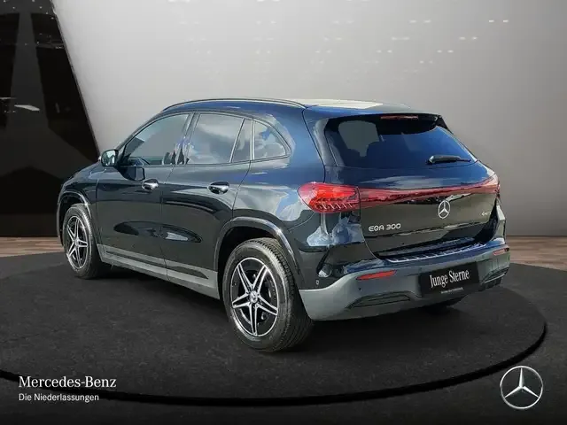 Mercedes-Benz EQA 300