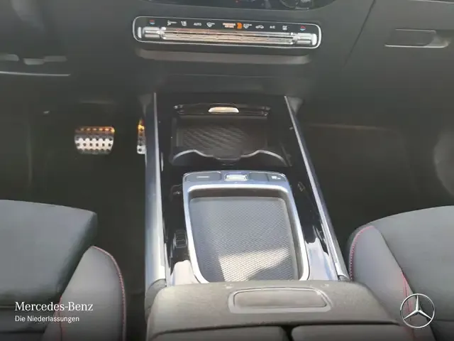 Mercedes-Benz EQA 300