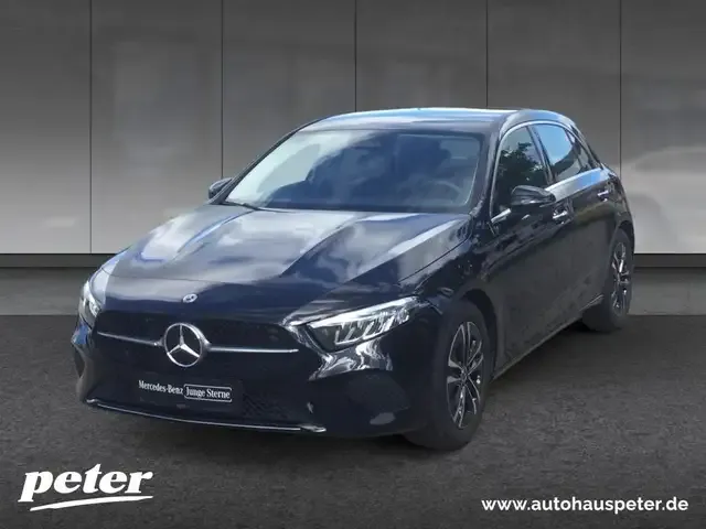 Mercedes-Benz A 220
