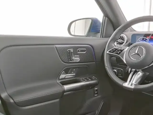 Mercedes-Benz EQA 350