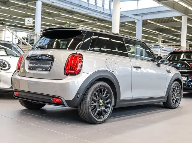 MINI Cooper SE