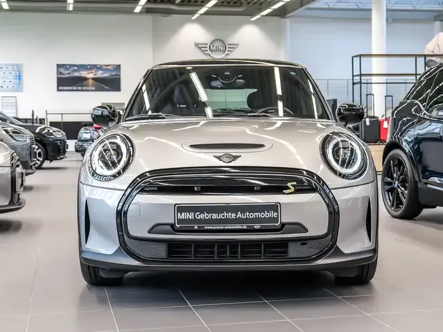 MINI Cooper SE