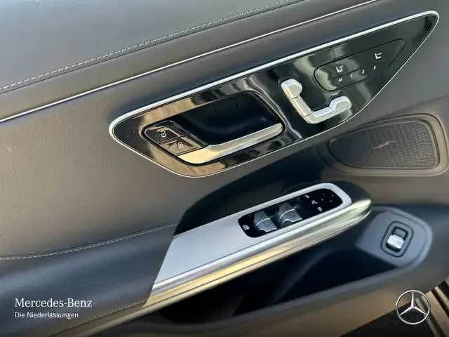 Mercedes-Benz CLE 200