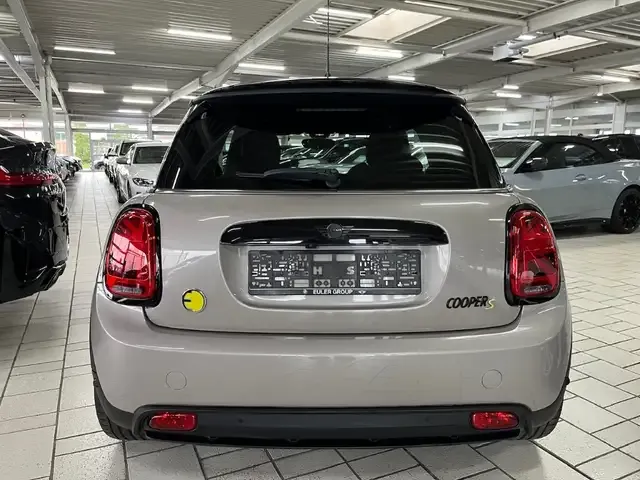 MINI Cooper SE
