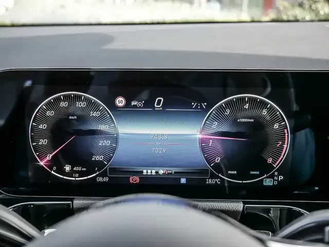 Mercedes-Benz B 180