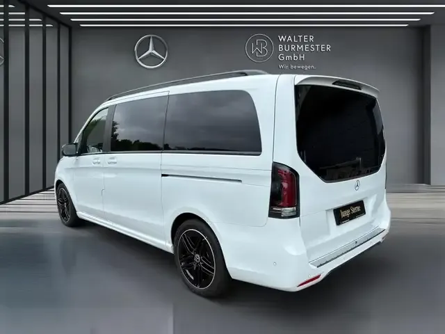 Mercedes-Benz V 250