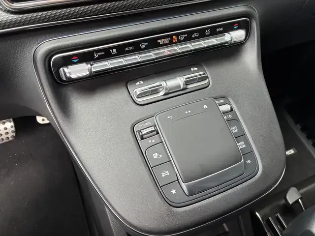 Mercedes-Benz V 250
